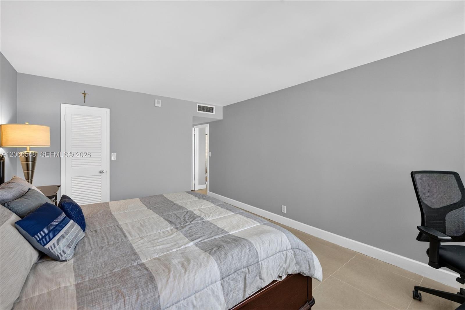 Photo of 2030 Ocean Dr #1218, Hallandale Beach, Florida, 33009 -
