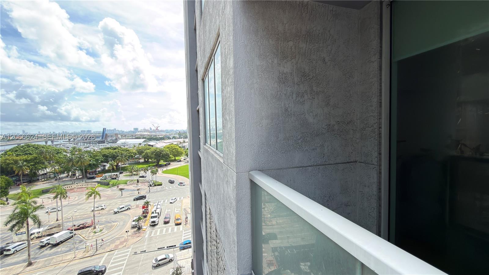 See details 808 2 / 2 1006 sq. ft. $ 2026-08-06 0 Photo