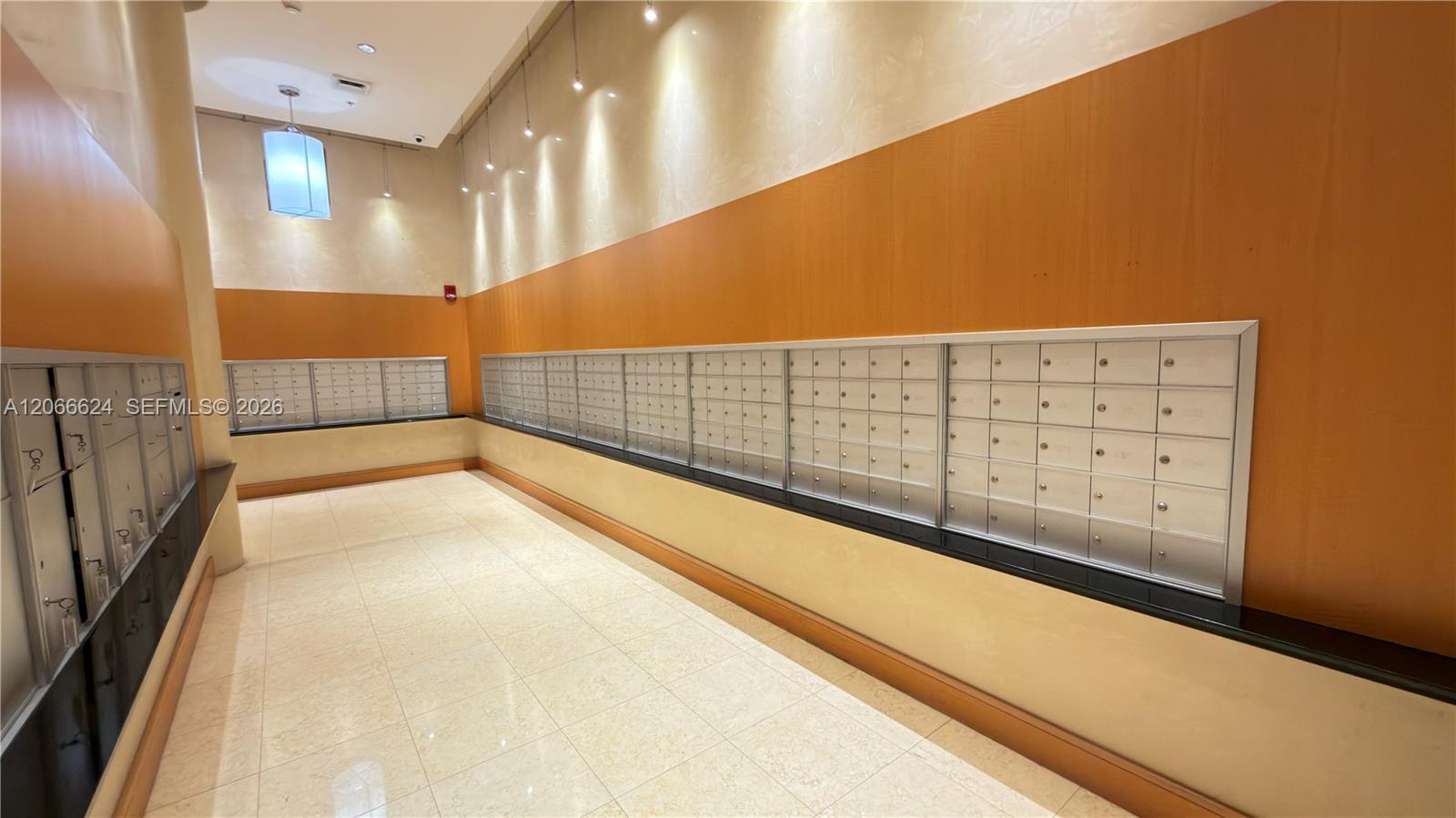See details 808 2 / 2 1006 sq. ft. $ 2026-08-06 0 Photo