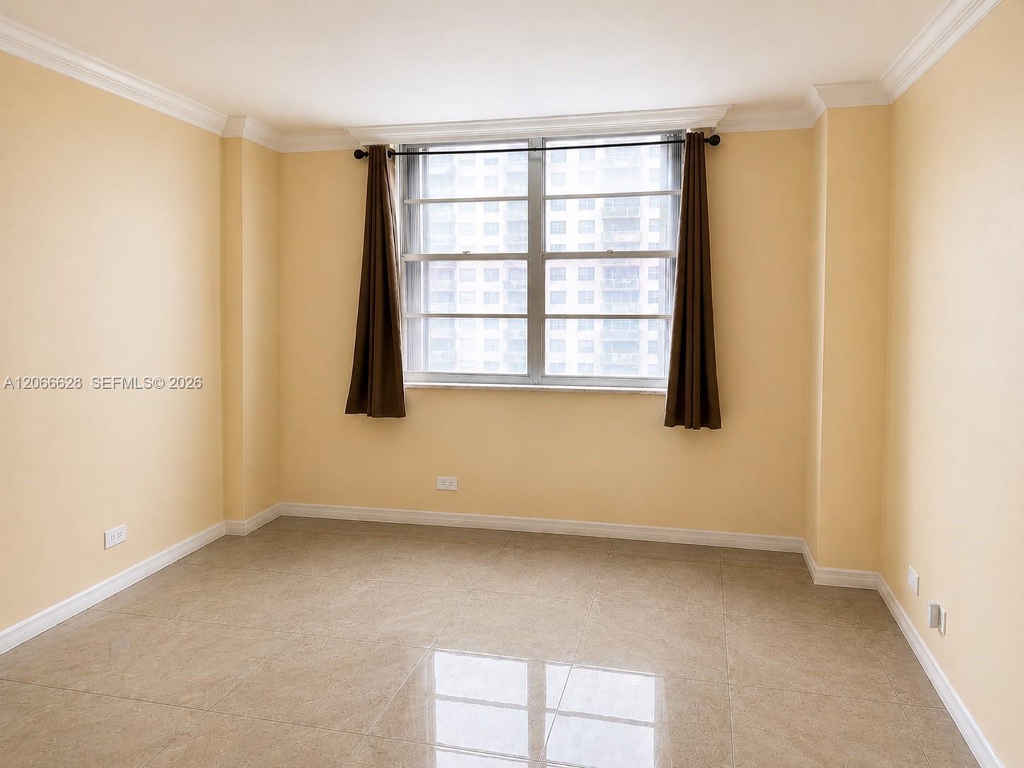 706 1 / 2 943 sq. ft. $ 2026-08-06 0 Photo