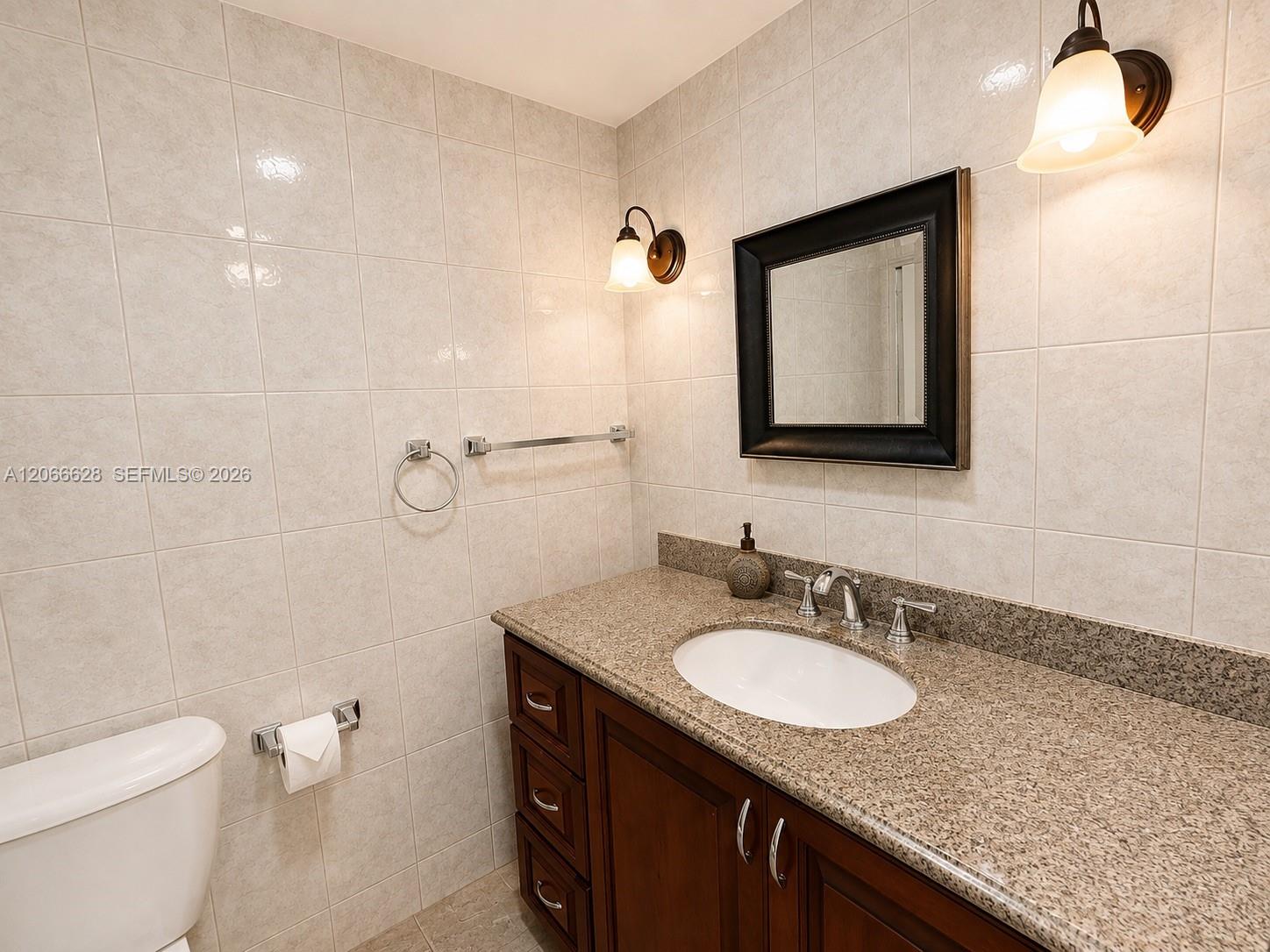 706 1 / 2 943 sq. ft. $ 2026-08-06 0 Photo