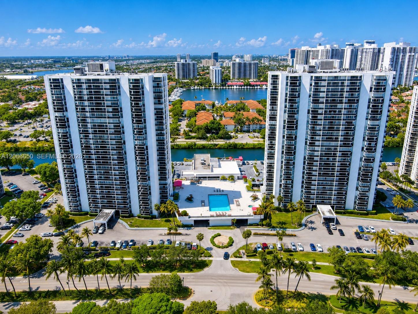 Photo 5 of Country Club Dr