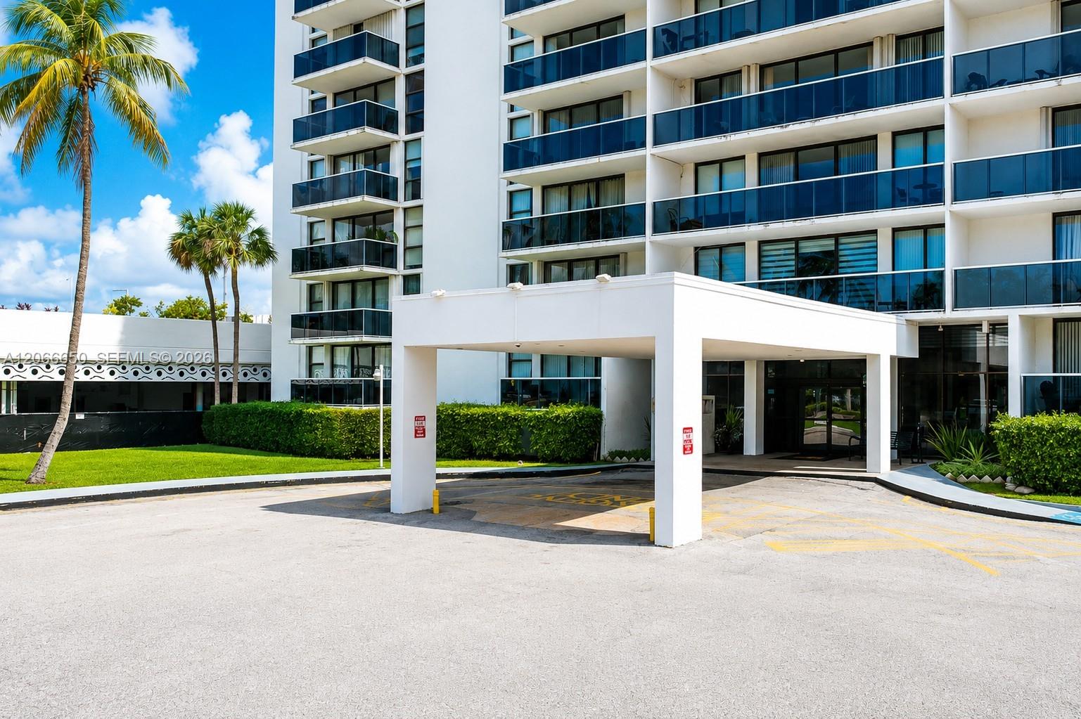 Photo 6 of Country Club Dr