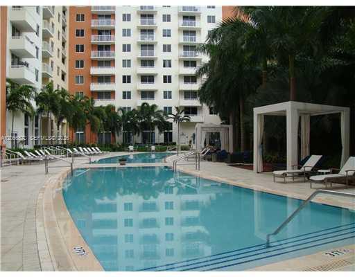 Photo of 18800 29 AV #1005, Aventura, Florida, 33180 - Swimming Pool/Hot Tub/Sauna