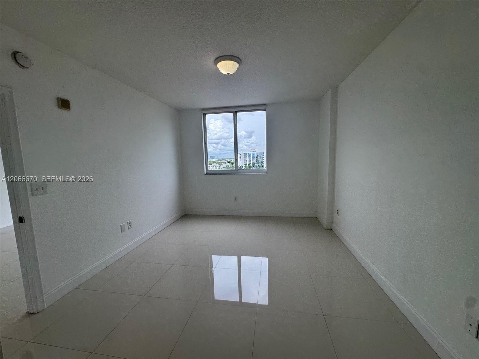 Photo of 18800 29 AV #1005, Aventura, Florida, 33180 -