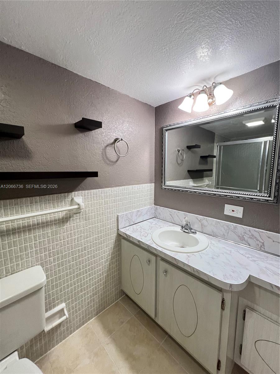 509-1 2 / 2 1315 sq. ft. $ 2026-08-06 0 foto