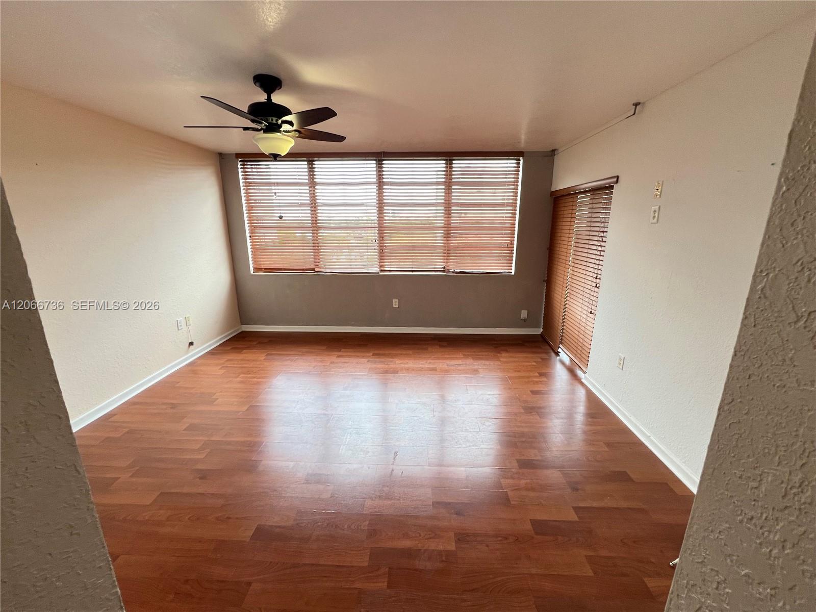 509-1 2 / 2 1315 sq. ft. $ 2026-08-06 0 foto