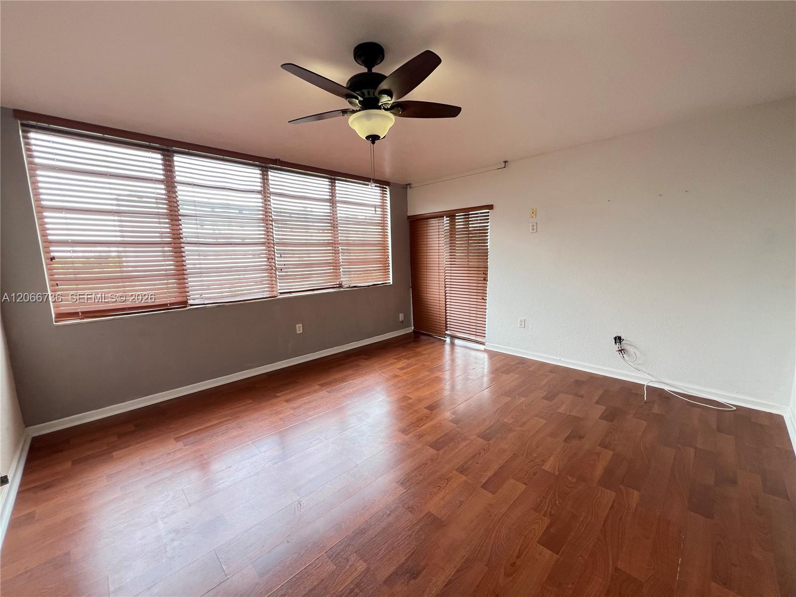 509-1 2 / 2 1315 sq. ft. $ 2026-08-06 0 foto