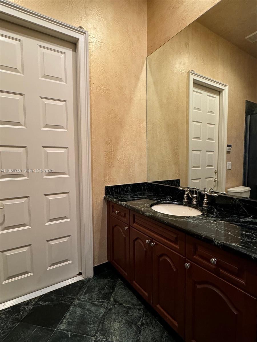 Photo of 891 Captiva Dr  (891), Hollywood, Florida, 33019 - 