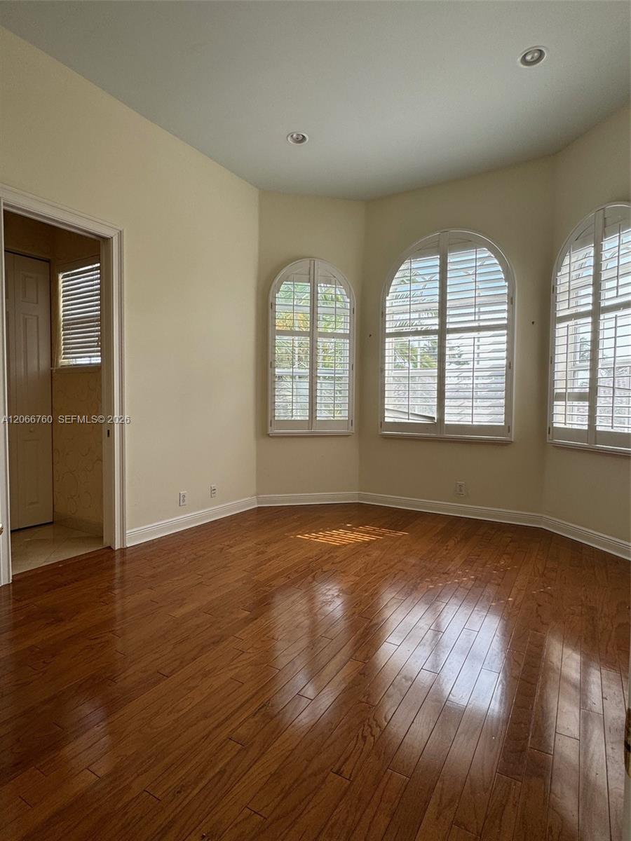 Photo of 891 Captiva Dr  (891), Hollywood, Florida, 33019 - Bedroom $3