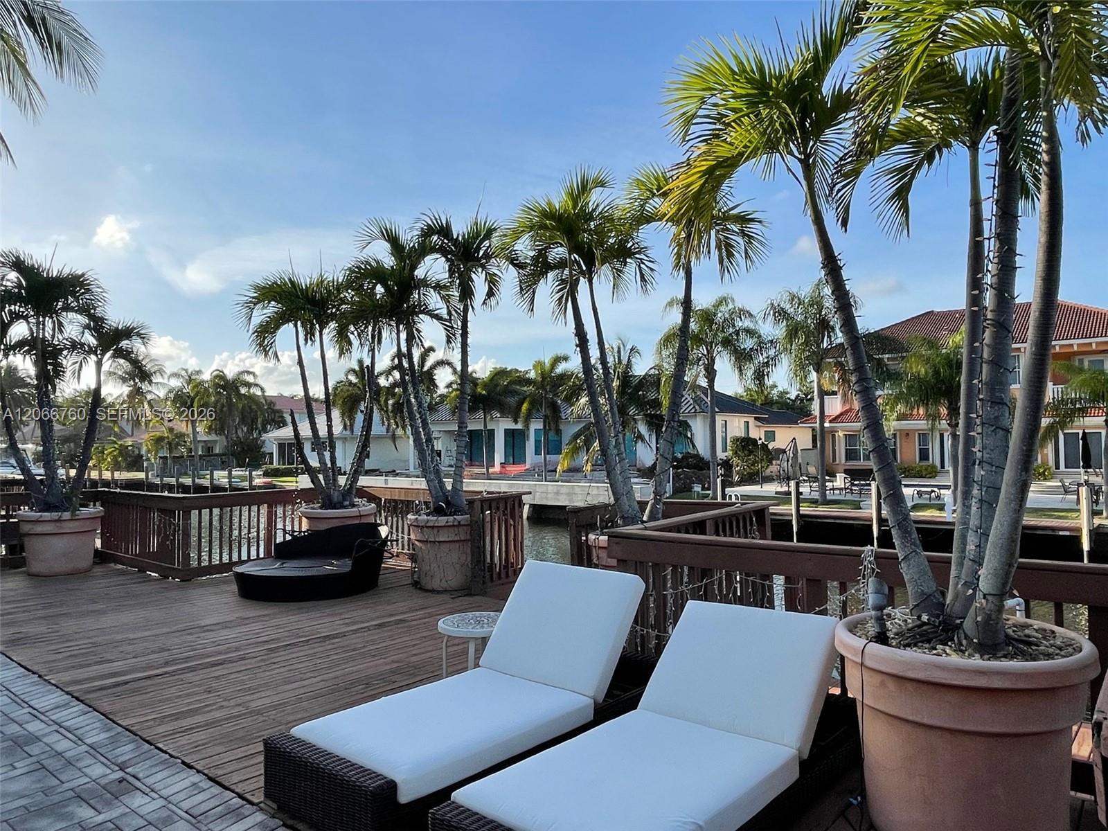 Photo of 891 Captiva Dr  (891), Hollywood, Florida, 33019 - Private Pool Area