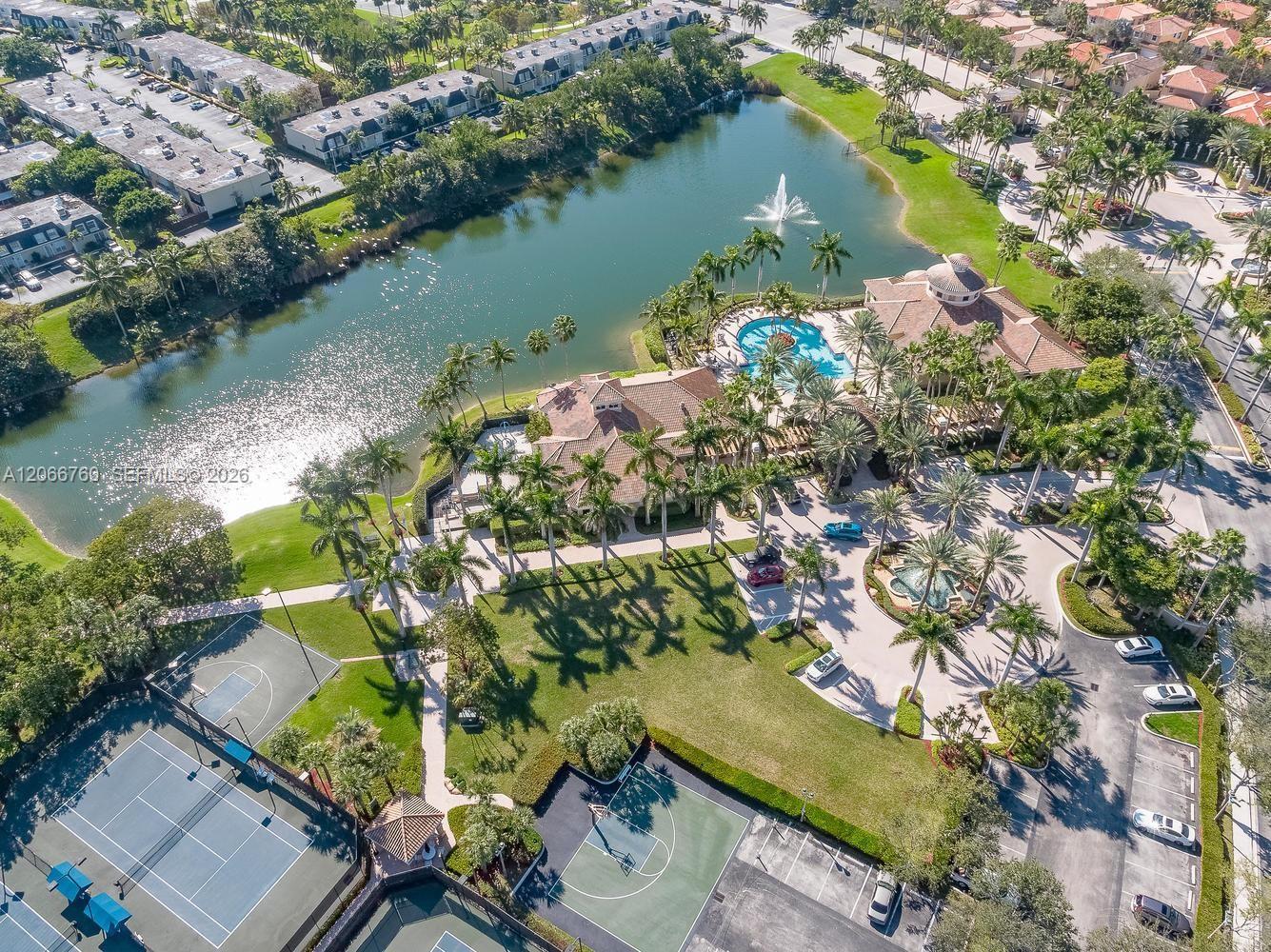 Photo of 891 Captiva Dr  (891), Hollywood, Florida, 33019 - 