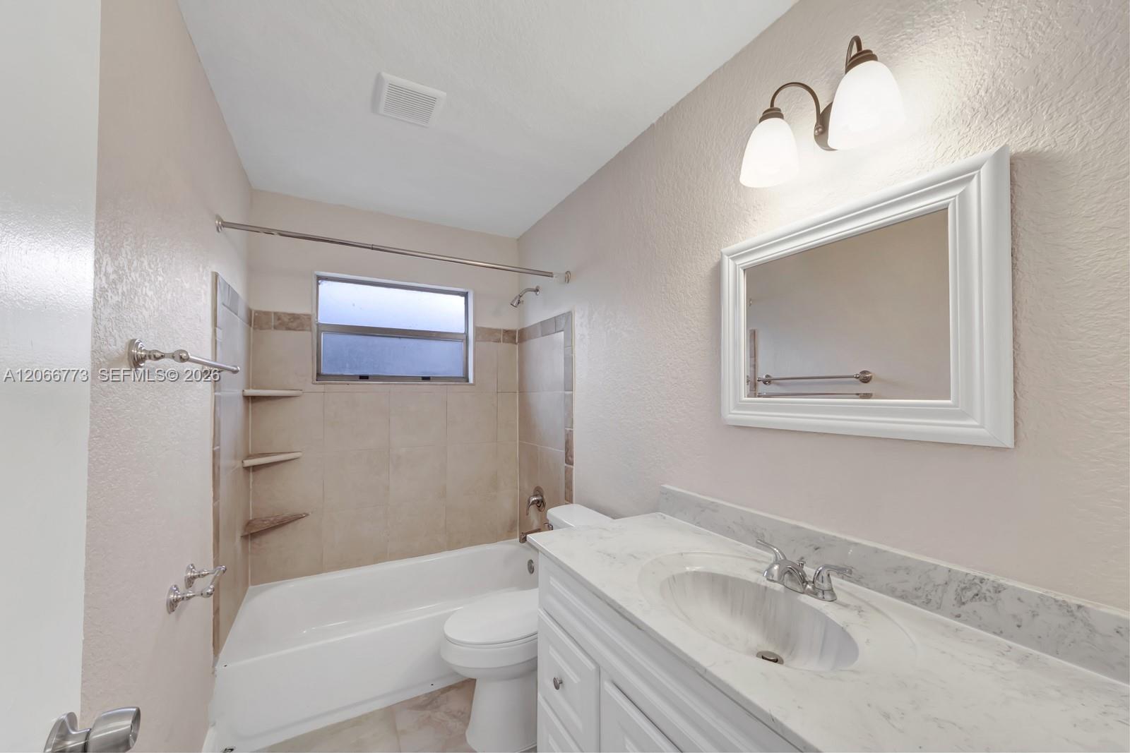 Ver detalles / 2099 sq. ft. $ 2026-08-06 0 foto
