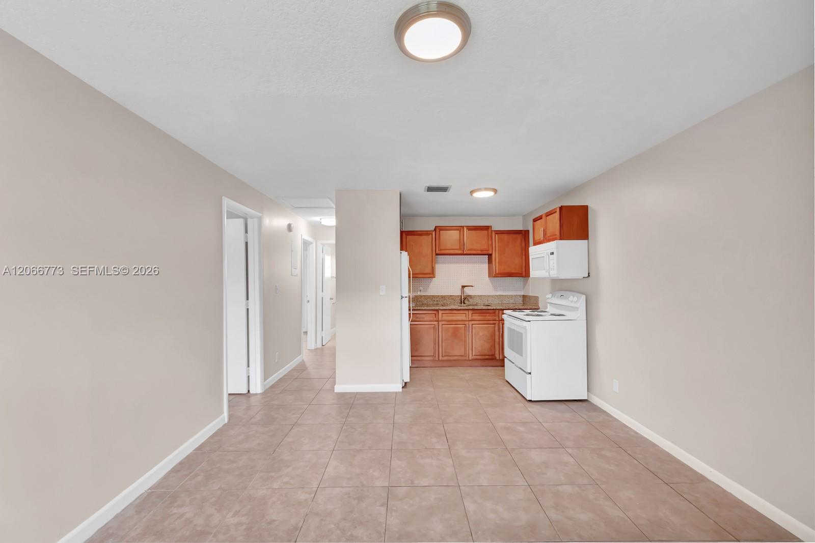 Ver detalles / 2099 sq. ft. $ 2026-08-06 0 foto