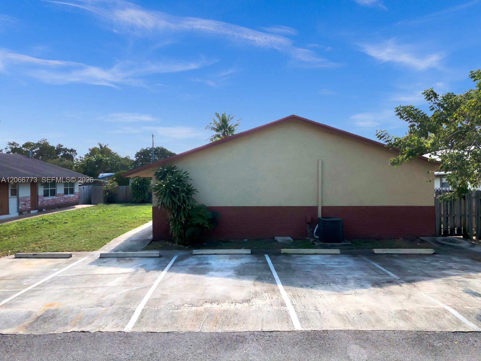 Ver detalles / 2099 sq. ft. $ 2026-08-06 0 foto