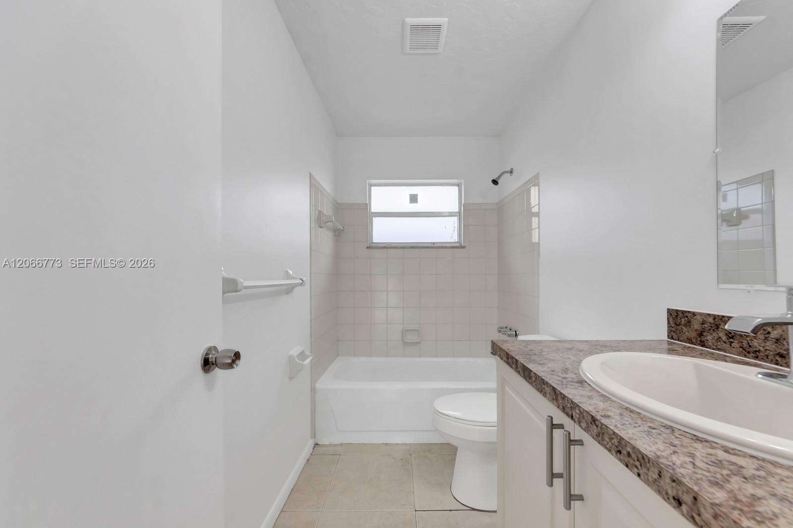 Ver detalles / 2099 sq. ft. $ 2026-08-06 0 foto