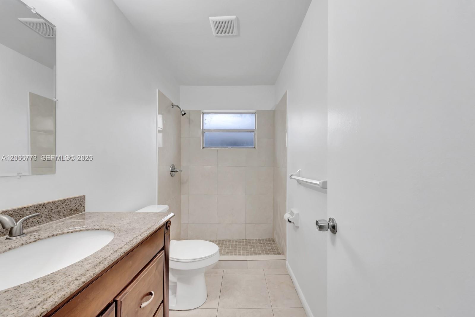 Ver detalles / 2099 sq. ft. $ 2026-08-06 0 foto