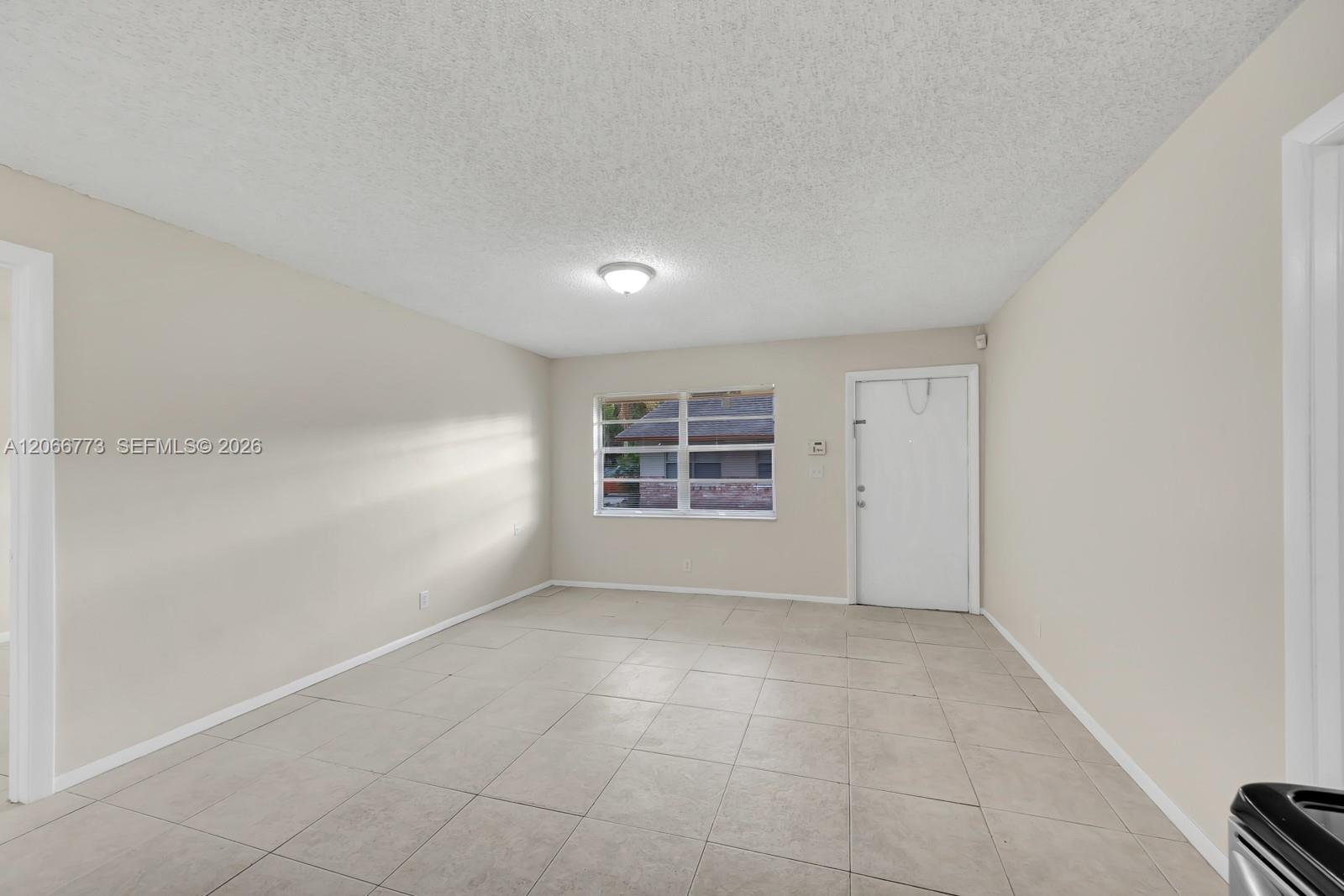 Ver detalles / 2099 sq. ft. $ 2026-08-06 0 foto