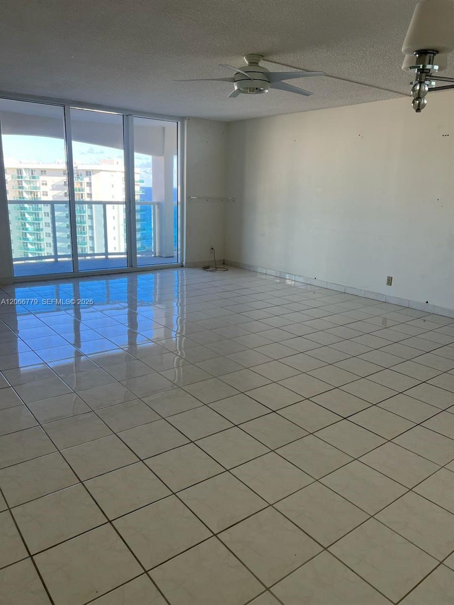 Photo of 3800 Ocean Dr  #1516, Hollywood, Florida, 33019 - 