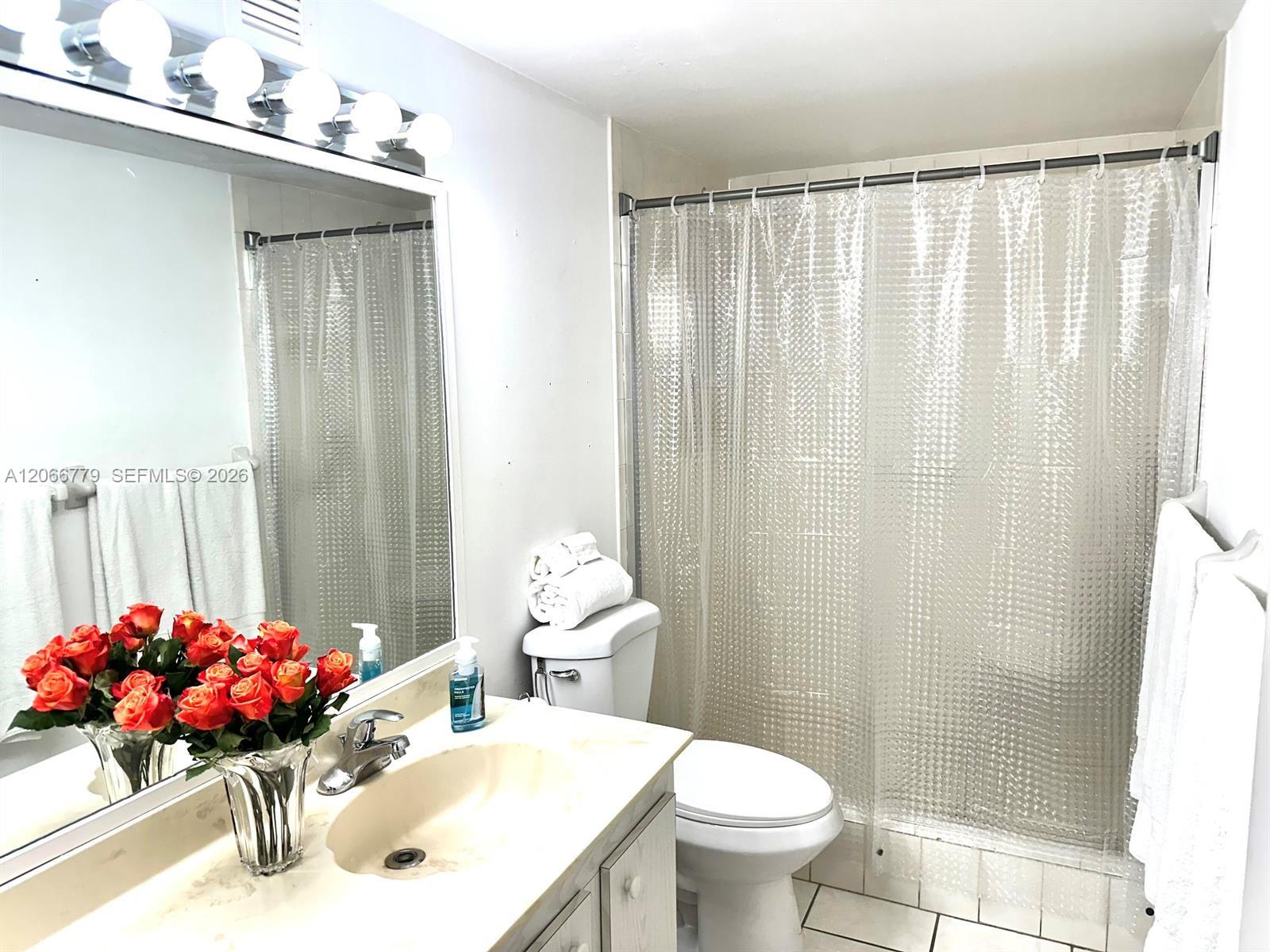 Photo of 3800 Ocean Dr  #1516, Hollywood, Florida, 33019 - 