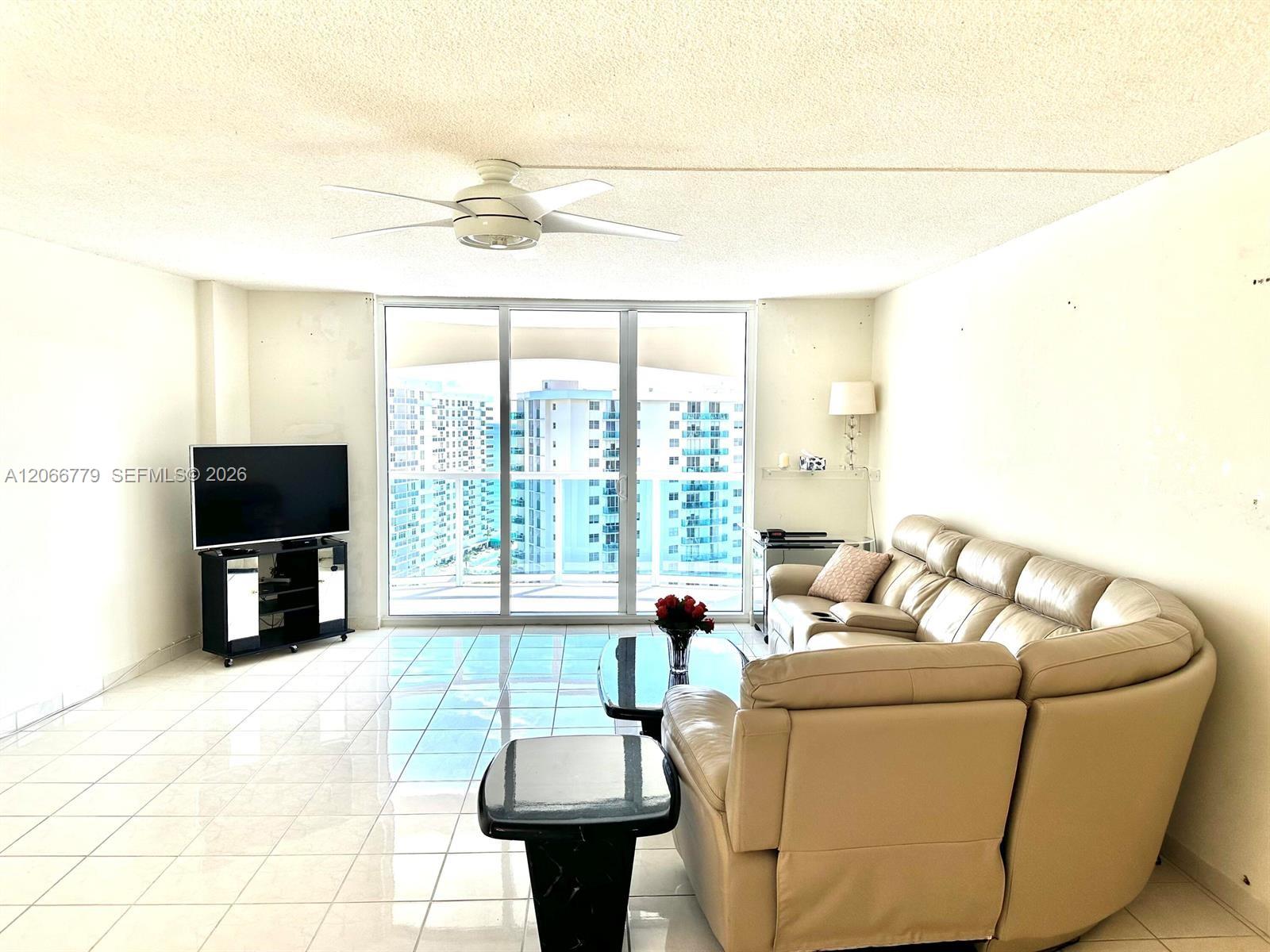 Photo of 3800 Ocean Dr  #1516, Hollywood, Florida, 33019 - 