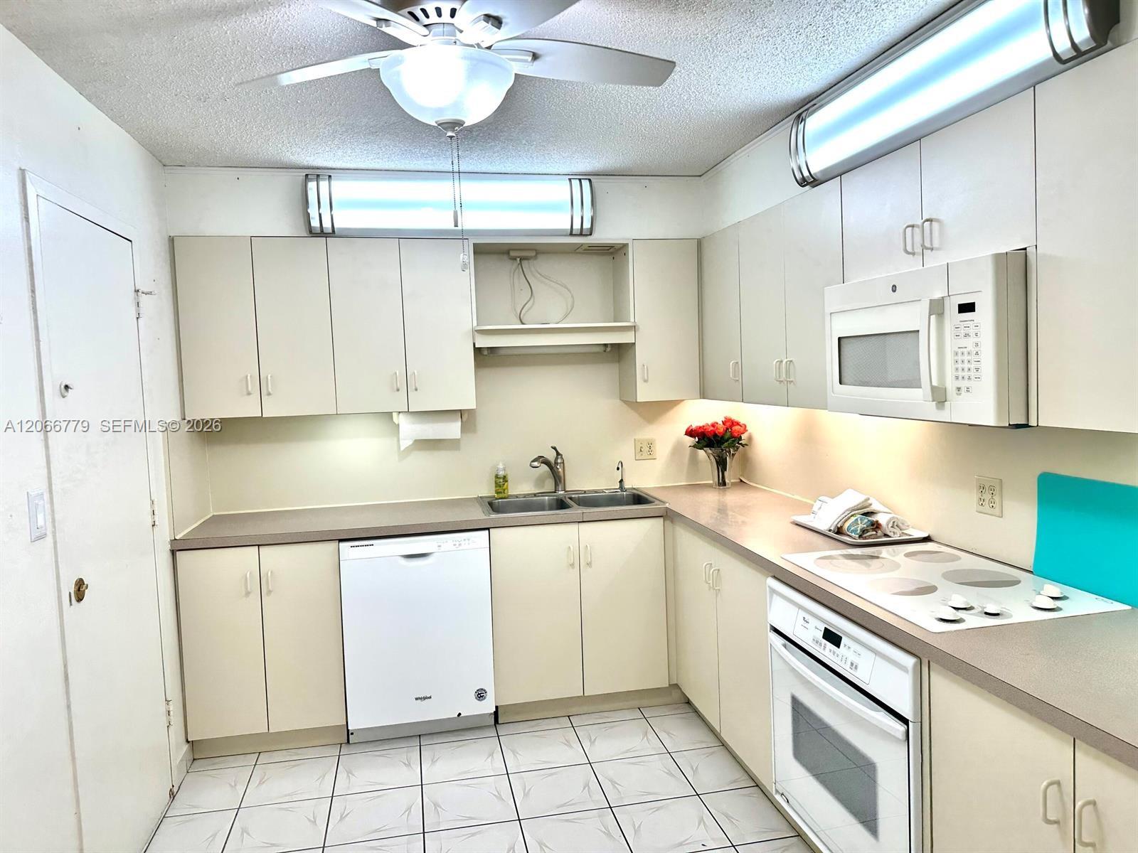 Photo of 3800 Ocean Dr  #1516, Hollywood, Florida, 33019 - 
