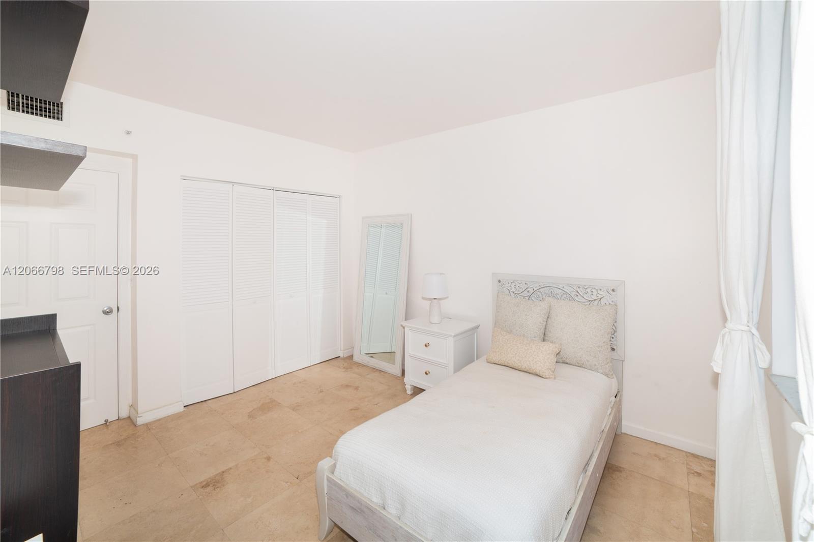 Photo of 17100 Bay Rd #1501, Sunny Isles Beach, Florida, 33160 -
