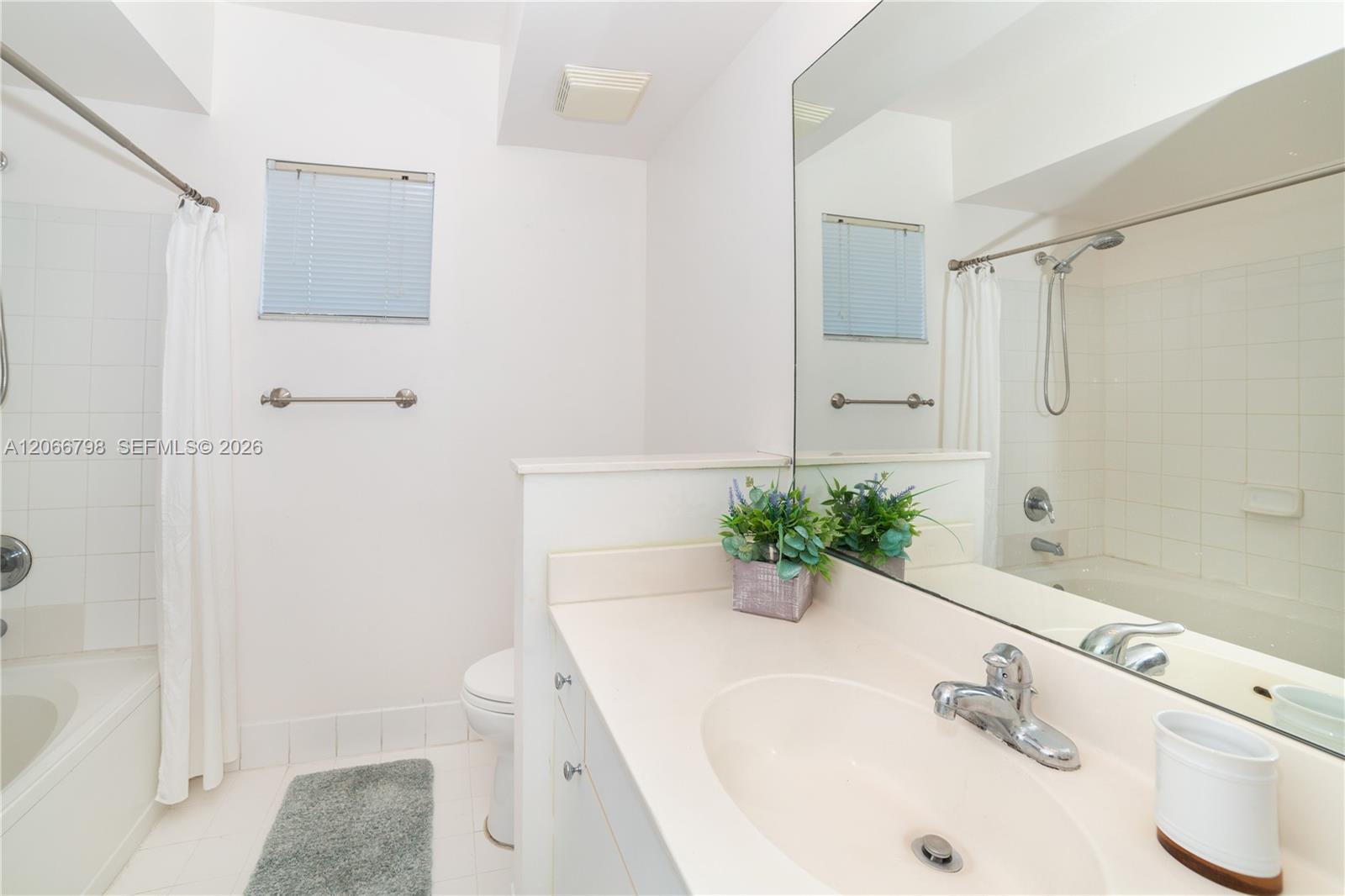 Photo of 17100 Bay Rd #1501, Sunny Isles Beach, Florida, 33160 -