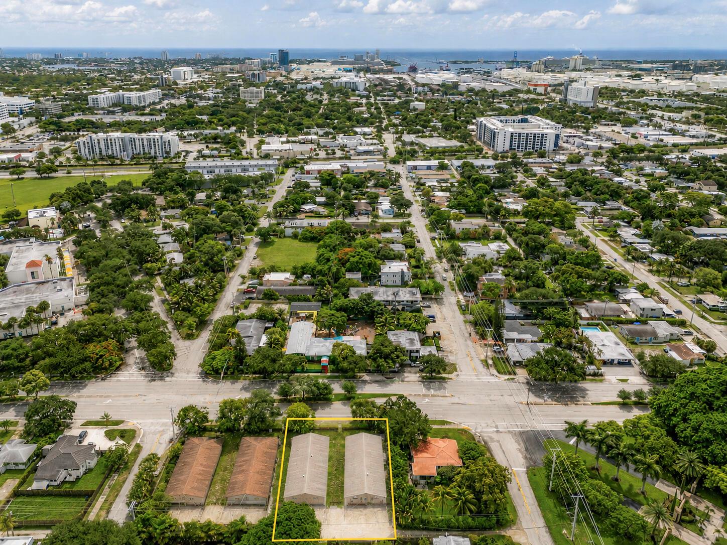 Подробнее 1-3 / 0 2082 кв.футов $ 2026-08-08 0 Фото