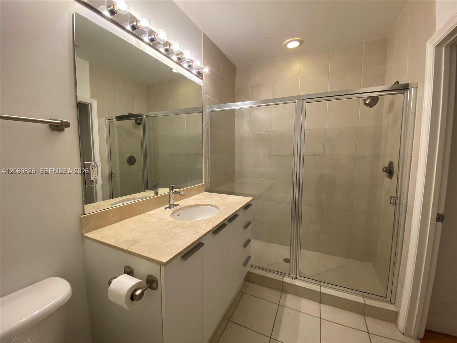Photo of 140 Dixie Hwy  #1025, Hollywood, Florida, 33020 - 