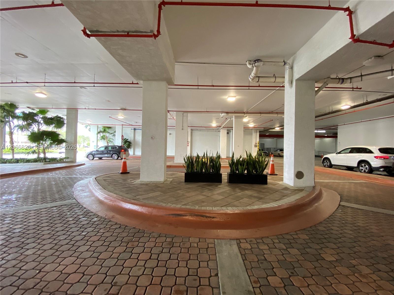 Photo of 140 Dixie Hwy  #1025, Hollywood, Florida, 33020 - 