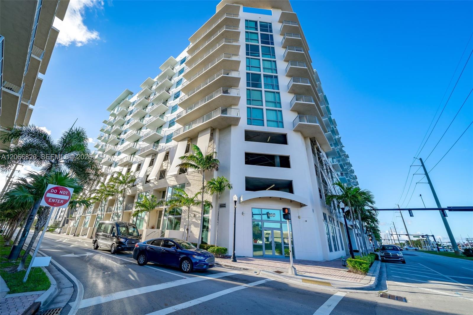 Photo of 140 Dixie Hwy  #1025, Hollywood, Florida, 33020 - 