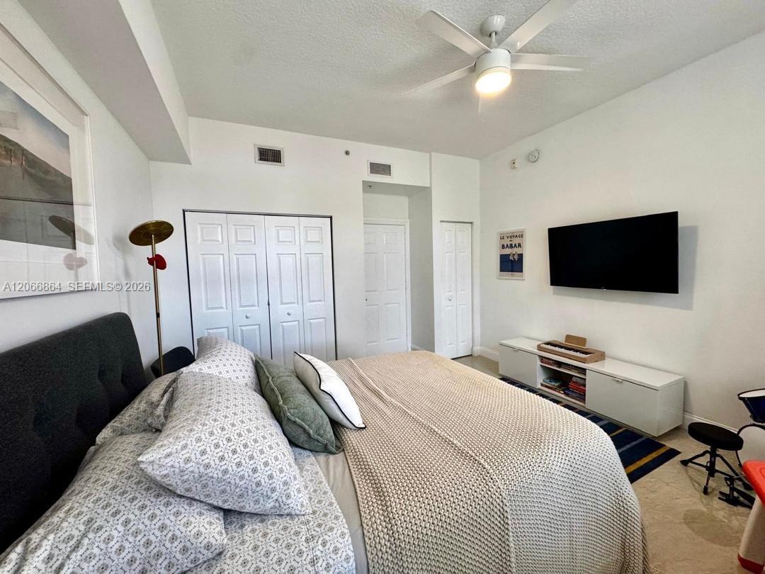 Photo of 3001 185th St  #225, Aventura, Florida, 33180 - 