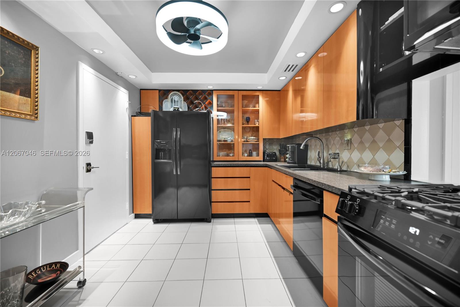 Photo of 2030 Ocean Dr #2027, Hallandale Beach, Florida, 33009 -