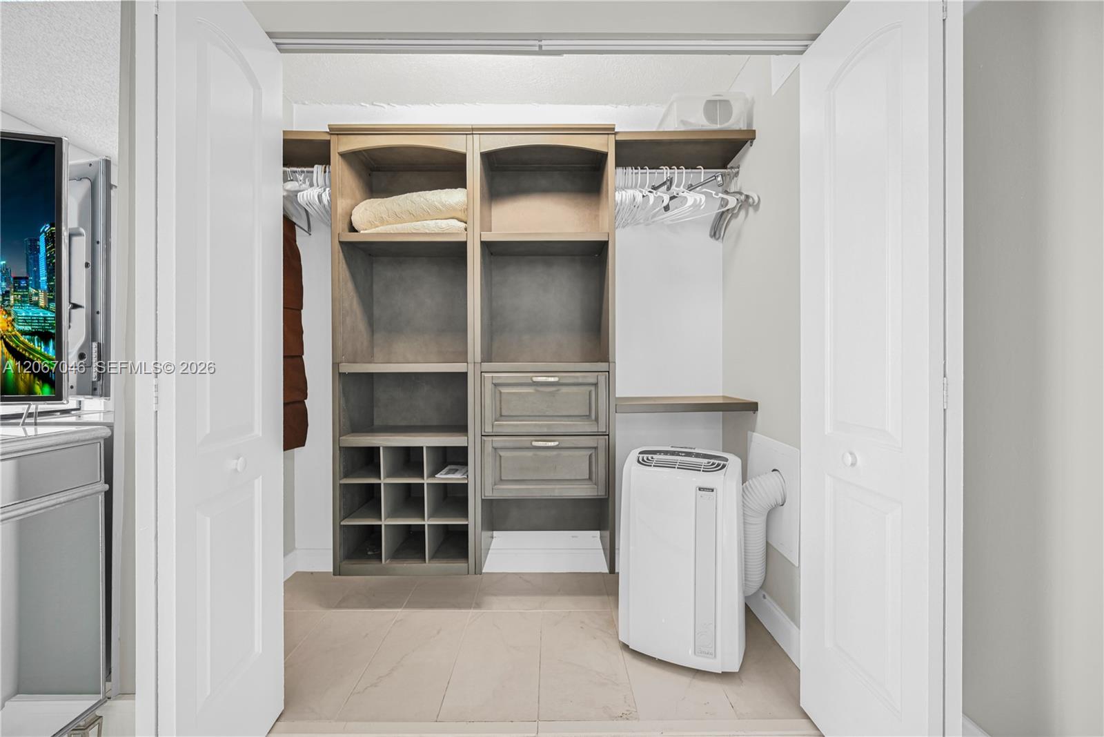Photo of 2030 Ocean Dr #2027, Hallandale Beach, Florida, 33009 - Primary Bedroom