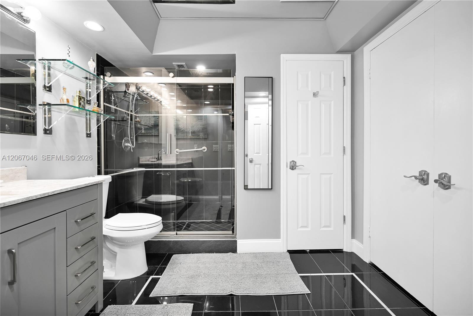 Photo of 2030 Ocean Dr #2027, Hallandale Beach, Florida, 33009 -