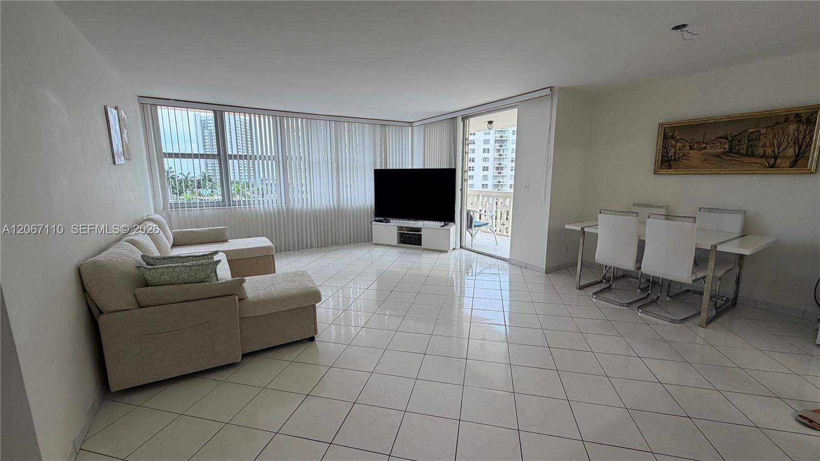 Photo of 1825 Ocean Dr  #509, Hallandale Beach, Florida, 33009 - 