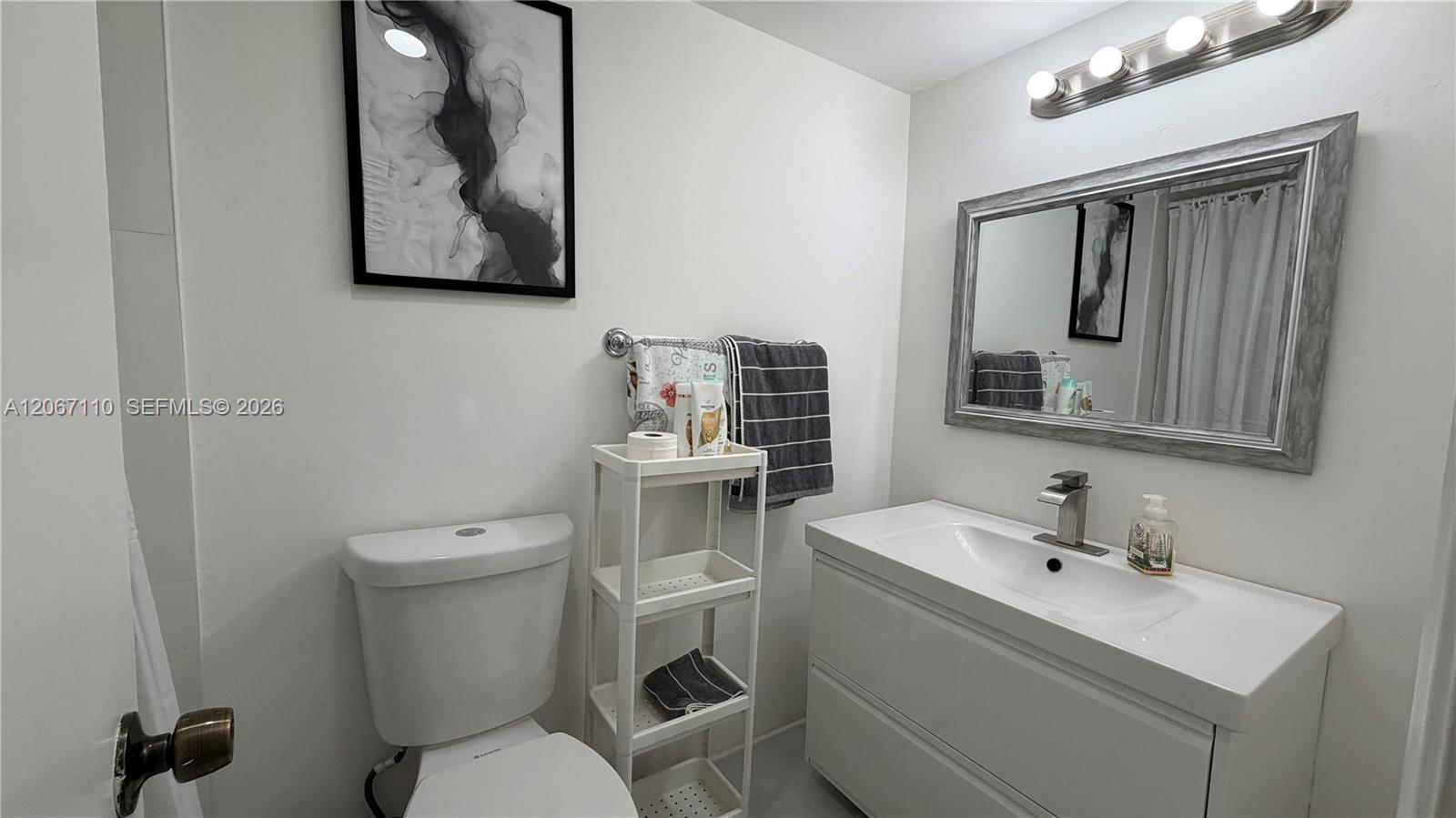 Photo of 1825 Ocean Dr  #509, Hallandale Beach, Florida, 33009 - 