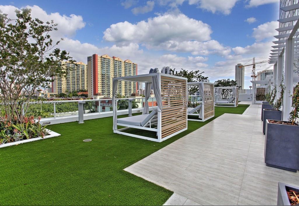 Photo 39 of Sunny Isles Blvd