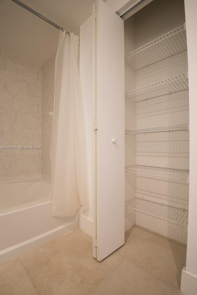 Photo of 18800 29th Ave  #427, Aventura, Florida, 33180 - 
