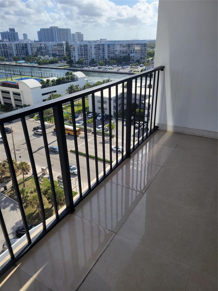 Photo of 2401 OCEAN  #1108, Hollywood, Florida, 33019 - Photo 23