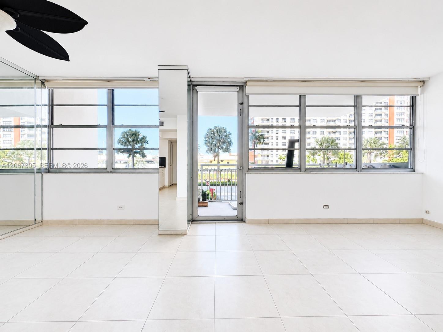 See details 115 1 / 2 943 sq. ft. $ 2026-08-07 0 Photo