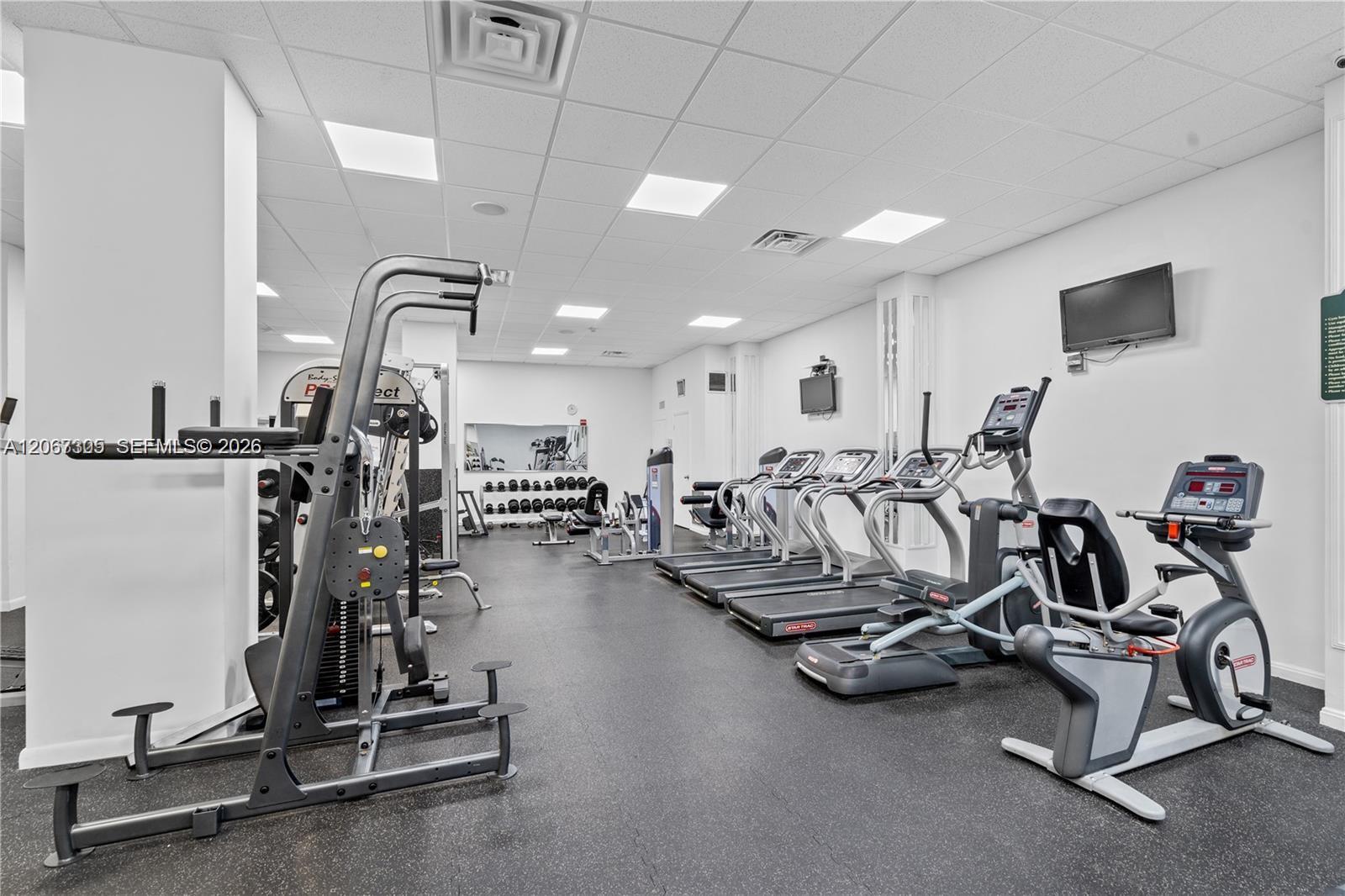 See details 115 1 / 2 943 sq. ft. $ 2026-08-07 0 Photo