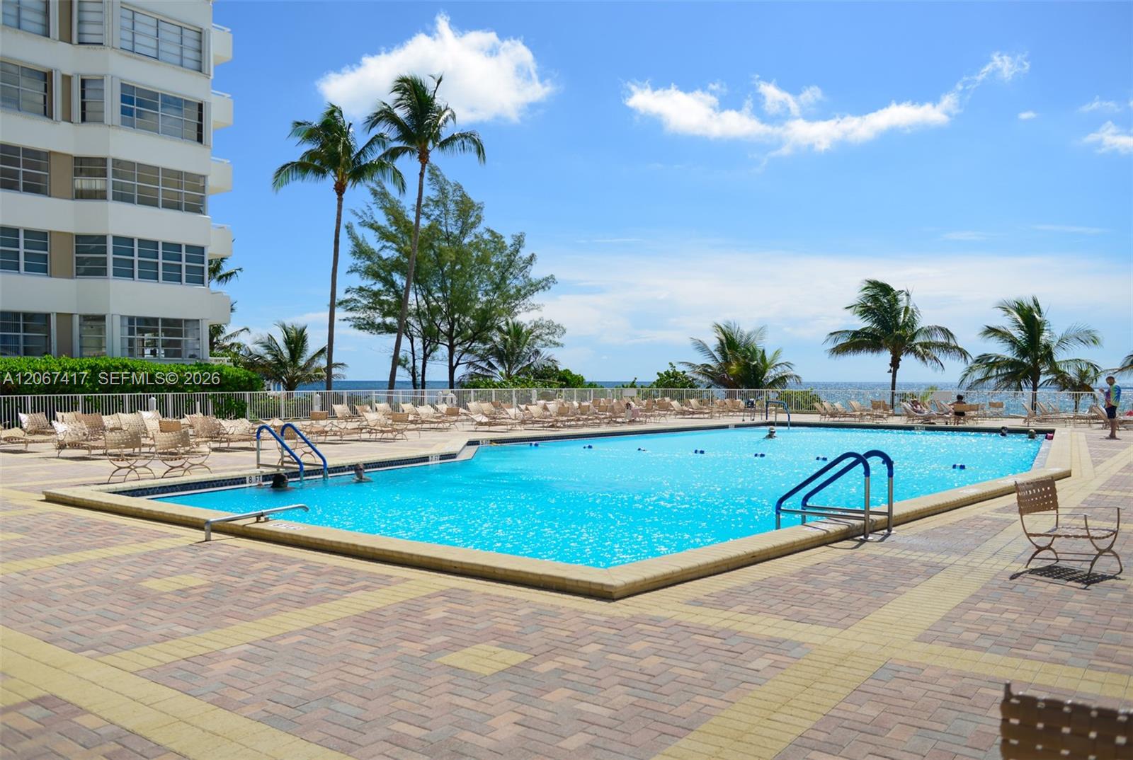 See details 20K 1 / 2 870 sq. ft. $ 2026-08-07 0 Photo