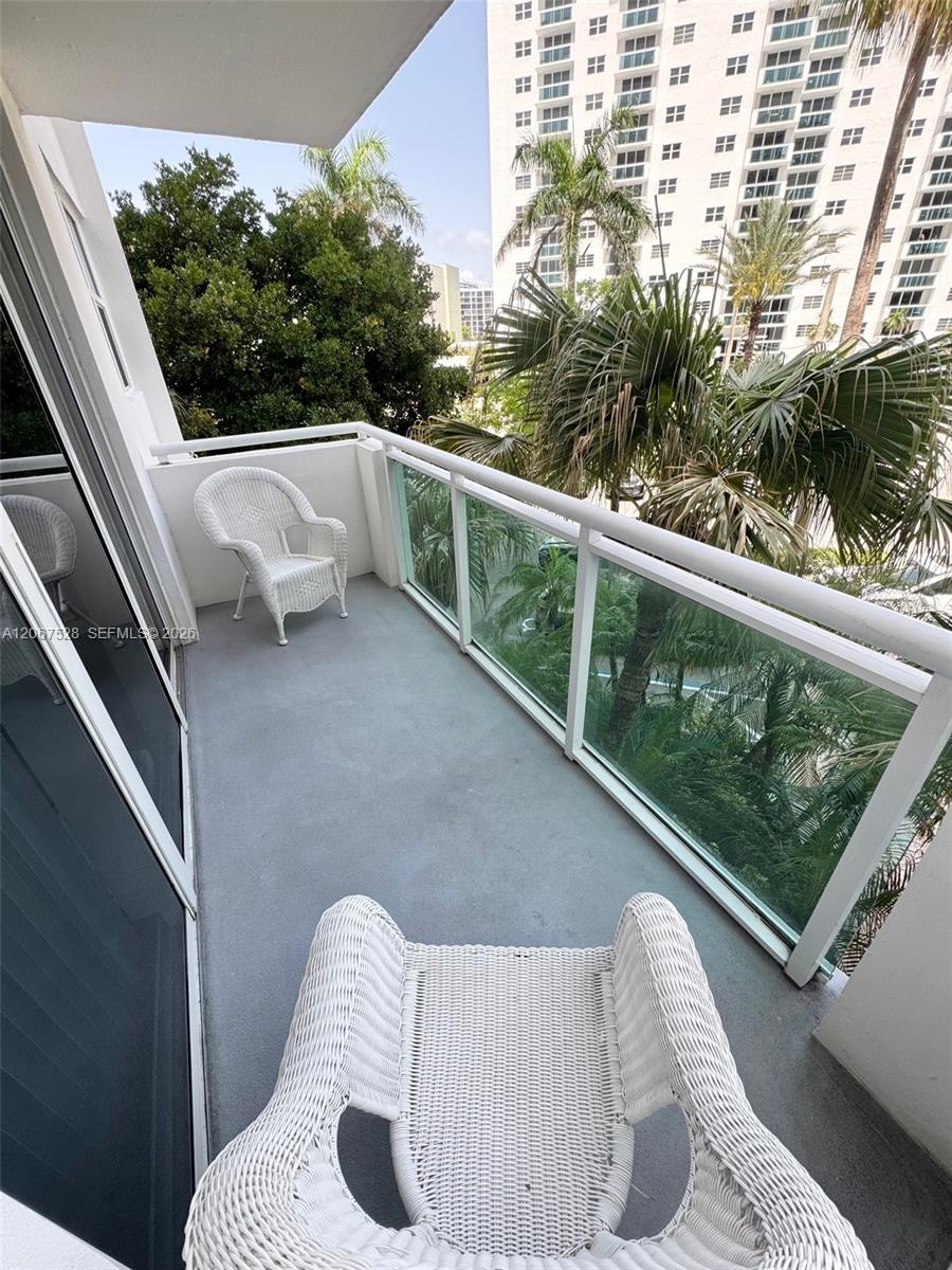 Photo of 3001 Ocean Dr #229, Hollywood, Florida, 33019 -