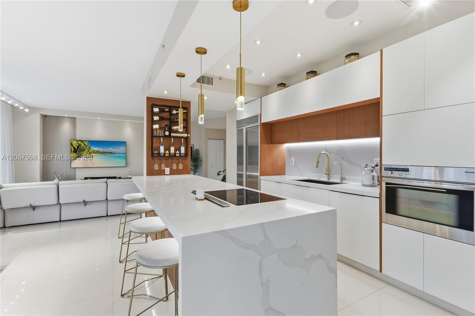 Photo of 3500 Mystic Pointe Dr  #104, Aventura, Florida, 33180 - 