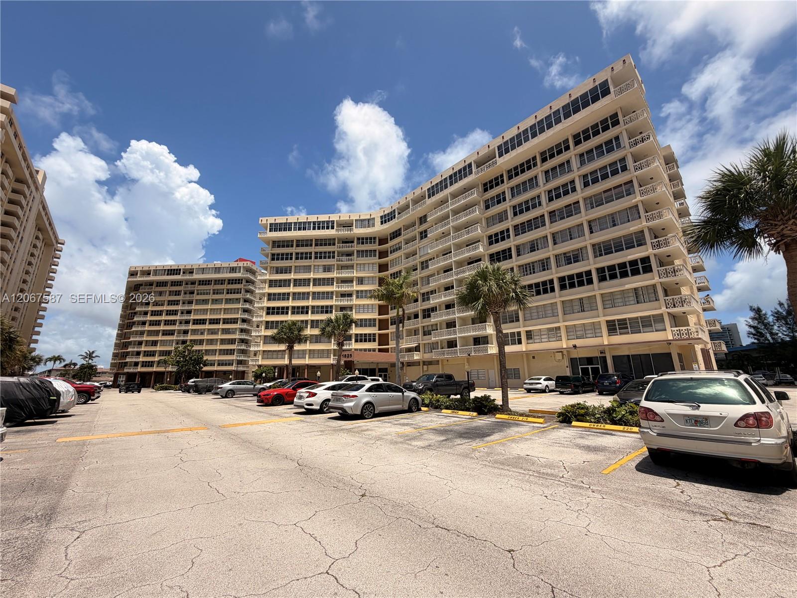 Photo of 1825 Ocean Dr  #607, Hallandale Beach, Florida, 33009 - 