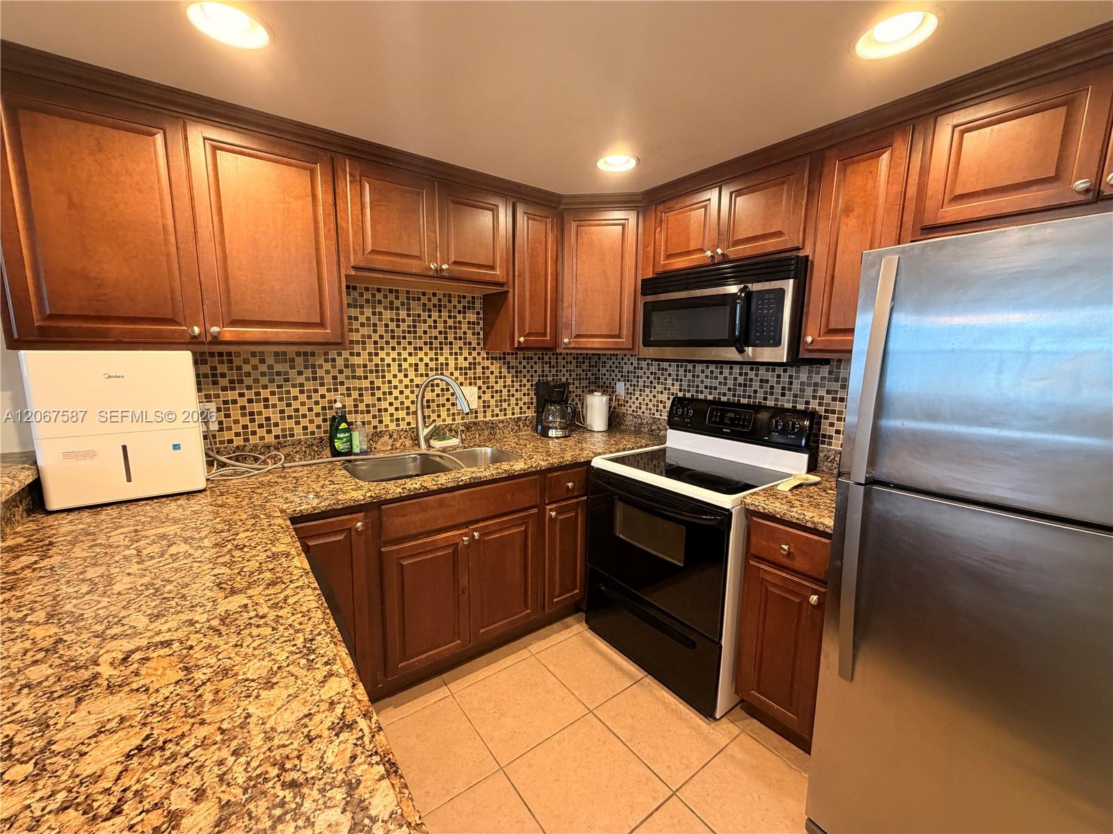Photo of 1825 Ocean Dr  #607, Hallandale Beach, Florida, 33009 - 