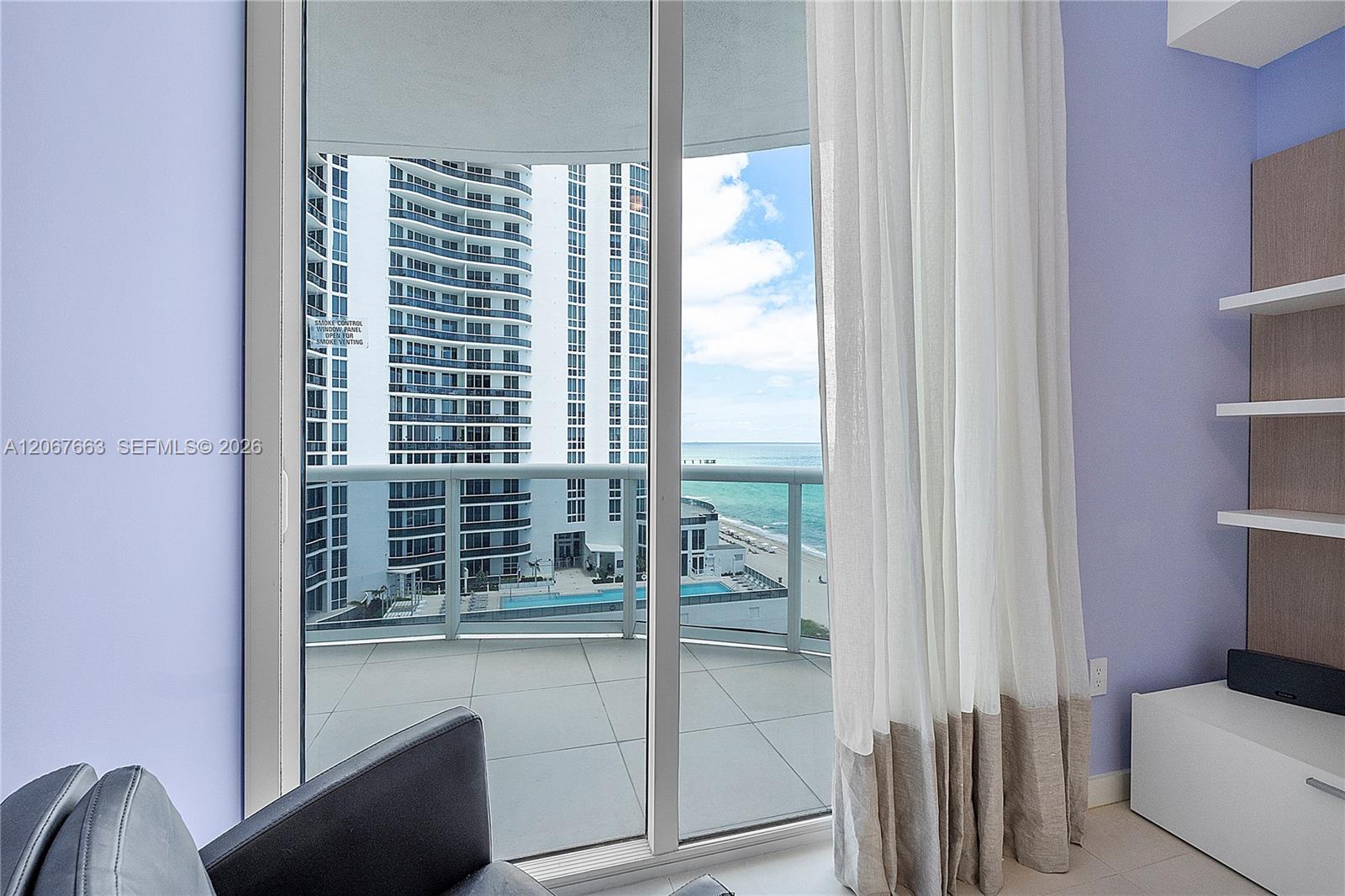 Ver detalles 902 3 / 4 1974 sq. ft. $ 2026-08-07 0 foto
