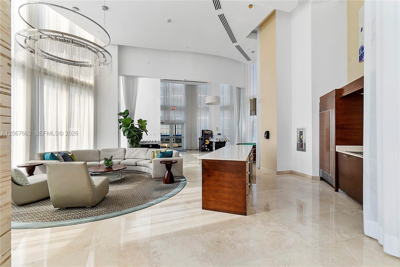 Ver detalles 902 3 / 4 1974 sq. ft. $ 2026-08-07 0 foto